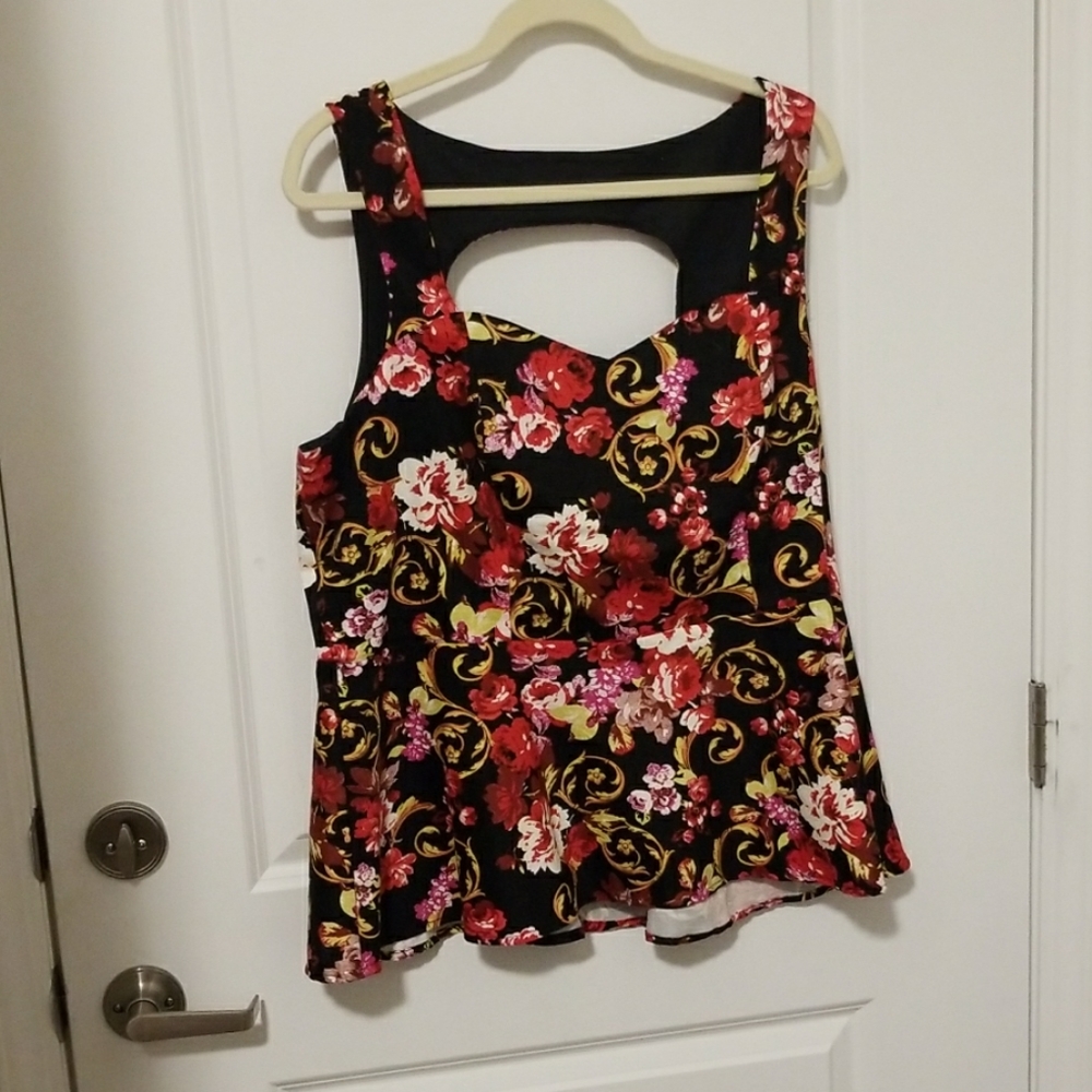 Gorgeous Floral Peplum Shirt From Torrid In A 2x